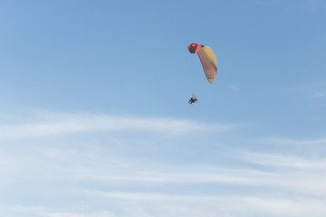 Flying under the blue ocean