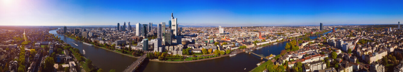 Fototapeta premium frankfurt skyline - panorama