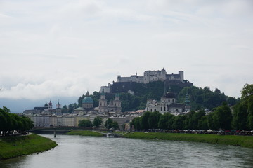 Fototapeta premium View up to Hohensalzburg Fortress, Austria 
