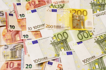 euro maney of different denominations 3