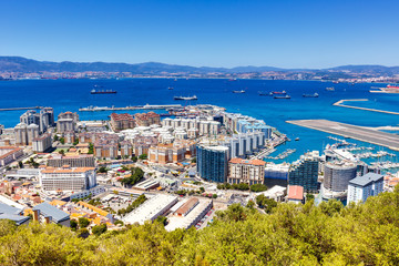 Fototapeta na wymiar Gibraltar Hafen Port Meer Mittelmeer Urlaub Übersicht Stadt
