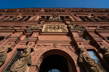 Obraz premium HEIDELBERG CASTLE is a ruin in Germany and landmark of Heidelberg. The castle ruins are among the most important Renaissance structures north of the Alps. Castle ruins and tourism.