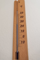Thermometer zum messen der Temperatur