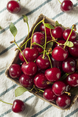Raw Red Organic Tart Cherries