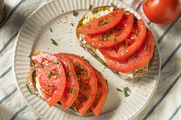 Trendy Homemade Tomato Toast