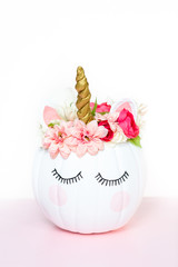 Unicorn pumpkin © arinahabich