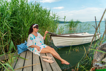 Paya | Pareos with boats in reeds | Balaton