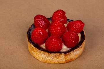 Tartlet with raspberry