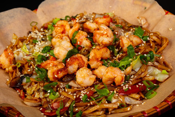 Fried noodle with prawn