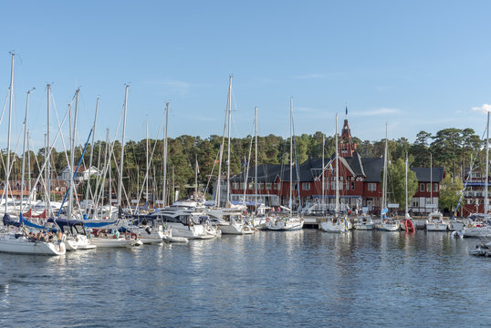 Sandhamn with sailboats in marina