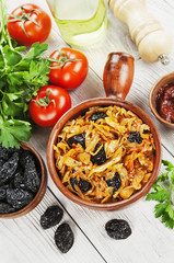 Cabbage stewed with prunes