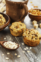 Diet oat muffins with raisins