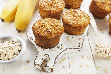Oat muffins with banana