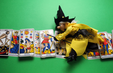 Tarot 8107
