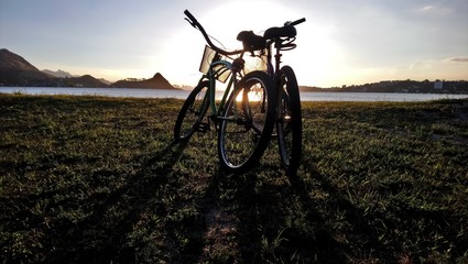 Fototapeta na wymiar Bike at sunset