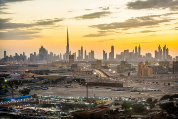 Fototapeta na wymiar Dubai cityscape