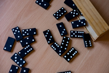 dominos