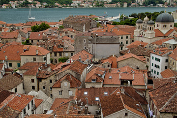 Fototapeta na wymiar medieval town Kotor, panorama rooftops