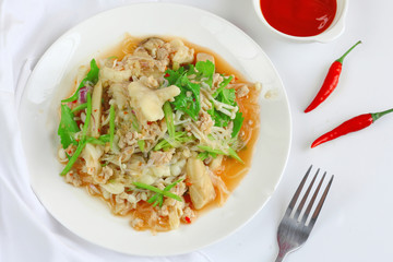 Spicy chicken feet salad with Golden Needle Mushroom and celery