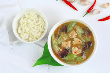 Spicy soup with chicken and luffa or zucchini, Thai style