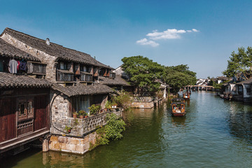 Fototapeta na wymiar Traditional Chinese Boats and House in Wuzhen, China