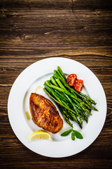 Grilled chicken breast and vegetables