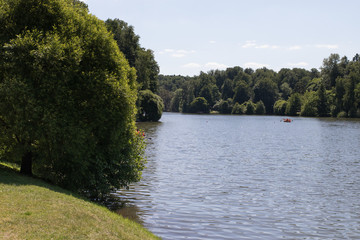Fototapeta premium Tsaritsino park with a lake in Moscow