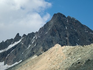 hiking and climbing at grossglockner