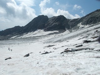 hiking and climbing at grossglockner