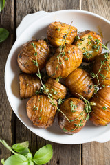 Baked potatoes with herbs
