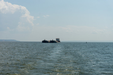 Obraz premium ship on the Volga River, Ulyanovsk, Russia