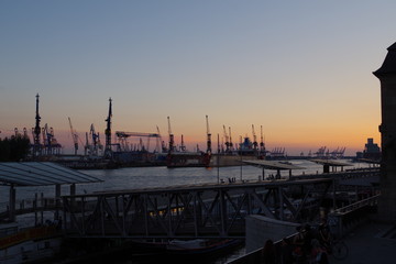 Hafen Elbe Hamburg