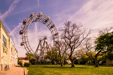Der berühmte Prater in Wien an einem Frühlingstag, Österreich