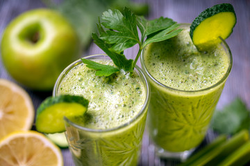 fresh green smoothie