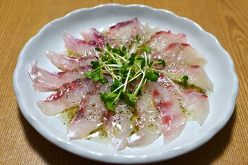 鯛のカルパッチョ
