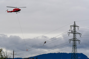 helicopter high voltage transmission line