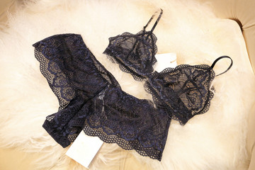 Dessous