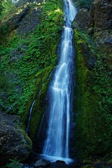 Fototapeta na wymiar Starvation Creek Wasserfall in Oregon