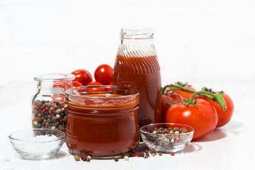 Fototapeta na wymiar Products made with fresh tomato - sauce, juice and seasonings