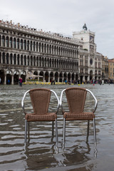 Naklejka premium Venice during flood, acqua alta