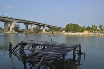 the old and new bridge
