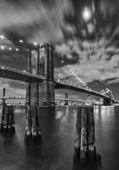 Zelfklevend Fotobehang Zwart wit Brooklyn Bridge en Wolken, Studie 2