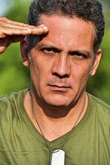 Obraz premium Male Soldier Saluting