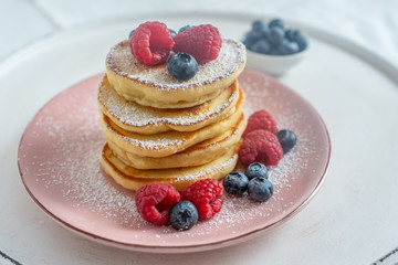 Pfannkuchen mit Beeren 