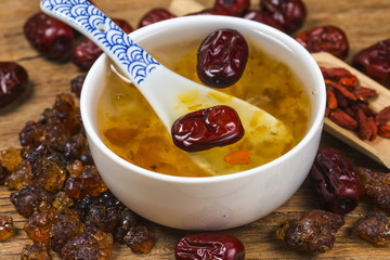 Peach gum and tremella soup