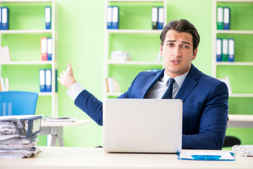 Fototapeta premium Businessman working in the office