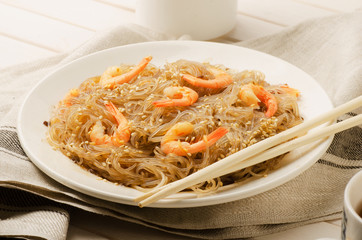 Сellophane noodles stir-fried with shrimps