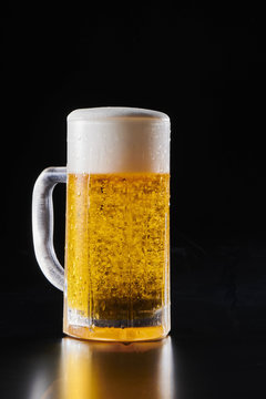 14 856 件の最適な 生ビール 画像 ストック写真 ベクター Adobe Stock