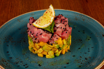Tuna tartar with avocado