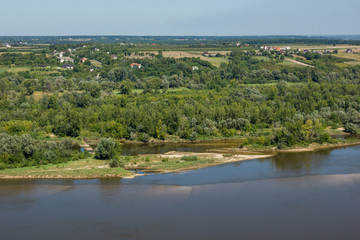 Fototapeta na wymiar Vistula river in Kazimierz Dolny, Lubelskie, Poland